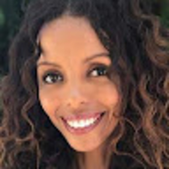 Meet your Posher, Nina - Picture 1 of 1